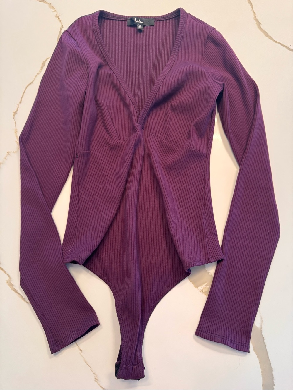 ✨ Lulus Adoring You Twist-Front Ribbed Long Sleeve Bodysuit Plum - XS